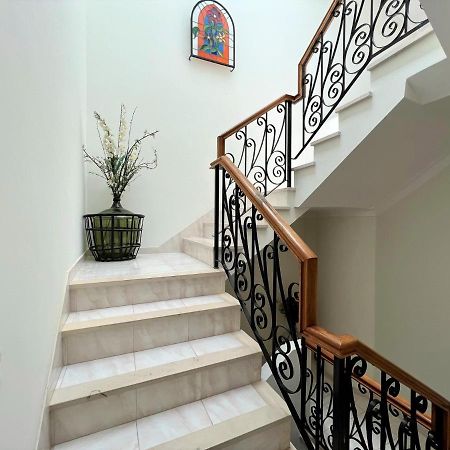 Lagos Typical House By Homing Exterior foto